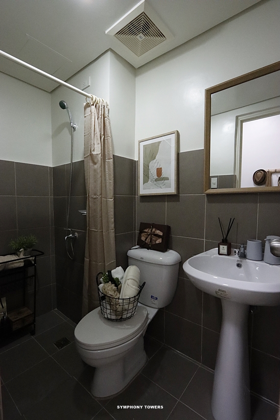 The Symphony Towers studio - Condo for Sale in Quezon City (Tower 1) The Symphony Towers